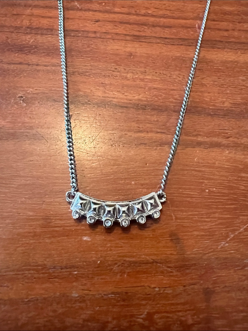 Rebecca Minkoff necklace. Needs cleaned but in good condition.